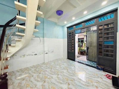 NHÀ GẦN CÔNG VIÊN LÀNG HOA - NHÀ MỚI VÀO Ở NGAY