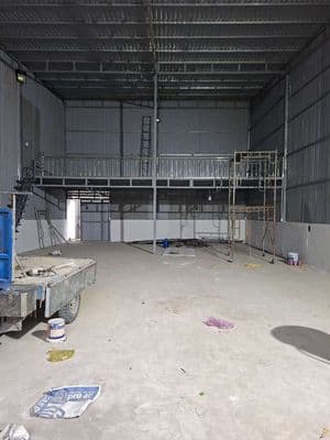 Xưởng ngay cao đẳng điện lực 200m2 15tr