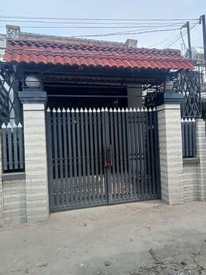 Bán nhà cấp 4 - Gần mặt tiền đường DT824