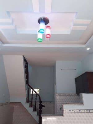 bán nhà gần chợ Bình Chánh