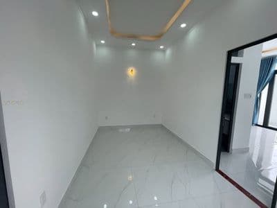bán nhà 5x20m Huyện Bình Chánh view kênh