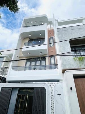 NHÀ PHỐ CAO CẤP- 5m X 21m-4 Tấm-Gần THPT BÀ ĐIỂM