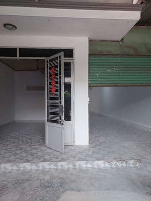 Cho thuê kho 8×32 –gần chợ đầu mới - hocmon . giá: 12 triệu tl
