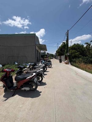 Đất 1/ Trương Thị Như, thổ cư 100%,shr,hxh, xây dựng hoàn công ngay