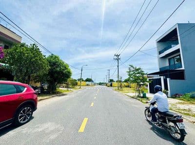 Đ7,5m Thân Văn Nhiếp khu TDC BÁ TÙNG - trục thông ven sông