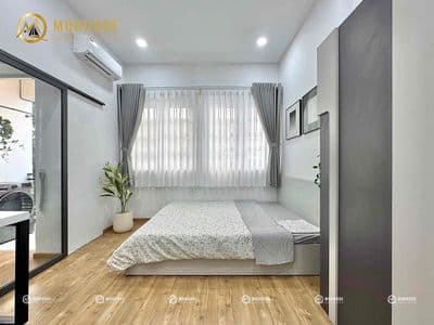 Siêu đẹp 1 phòng ngủ ban công gần etown cộng hoà