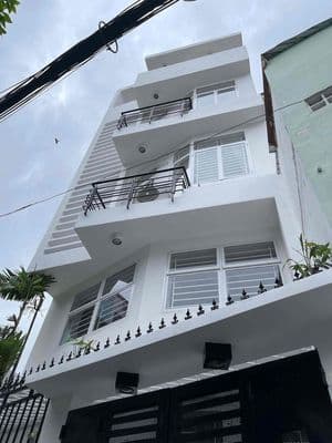 Bán nhà chính chủ Đường Hoà Hưng - Quận 10