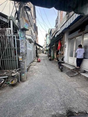 Nhà Giáp Tân Phú, Căn Góc 2 Mặt Hẻm Đáng Xem