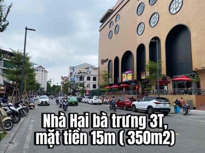 Cho thuê nhà Hai bà trưng 3 tầng, mặt tiền ( 15m- 350m2) 7x (tr)