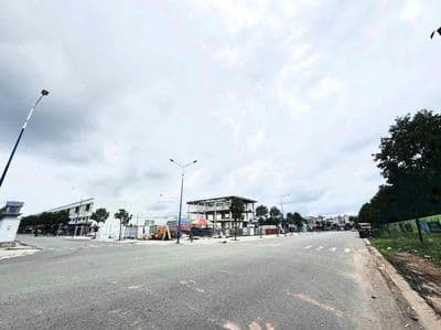 Bán đất hoà phú đường D27 kinh doanh 3 mặt tiền ngay tp mới bình duong