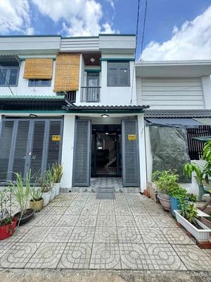 Nhà /Gò Hưu trong khu dân cư, gần trường gần chợ Mỹ Hạnh, giá hơn 795t