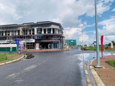 Bán Shophouse 1 Trệt 1 lững 1 lầu trục đường N1 Dự án Nam Long II
