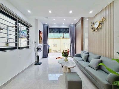 Cần tiền gấp nên muốn bán nhanh căn nhà 1/ Cống lỡ Tân Bình HCM