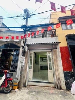 595417- nhà 2 tầng - sổ vuông - trung tâm gò vấp - chút3 tỷ
