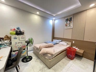 Bán nhà 5 tầng đường Nguyễn Tuyển q2