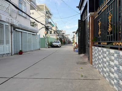 63m2 - xe hơi tới nhà - kế bên phú mỹ hưng - p. phú thuận - 6 tỉ chẳn