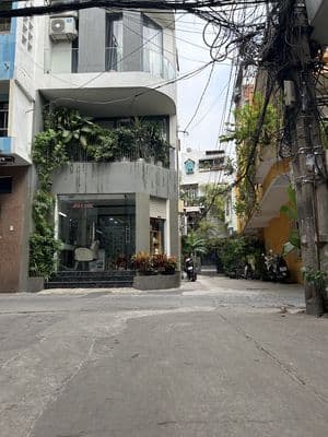 Bán nhà 2 mặt tiền chính chủ đứng tên gần chợ Bà Chiểu