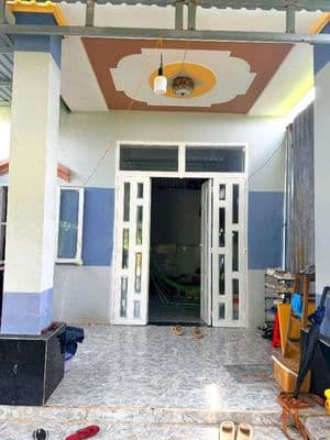 Nhà mặt tiền kinh doanh , giá 690tr. .Ngay Khu Công Nghiệp Phước Đông