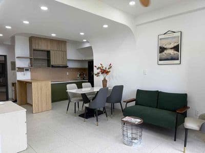 cho thuê Saigon south residence 2pn 14 triệu