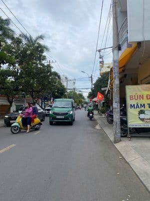 HXH, Dương Quảng Hàm, Gò Vấp, 95m2, ngang 5.8m, chỉ 10 tỷ TL