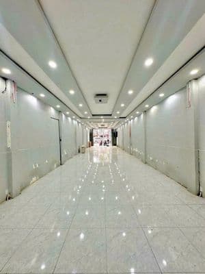 cho thuê nhà mặt tiền đường 3/2 gần đại học cần thơ, nở hậu 7m