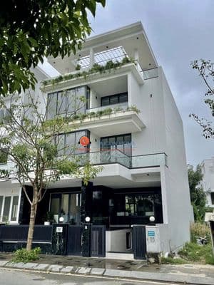 Cho Thuê Villa #Quận_2 Saigon Mystery Hầm 4 lầu trống suốt