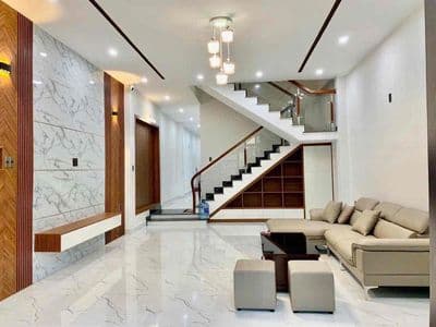 Cho Thuê Nhà 3 Tầng 6pn, 5wc, Full Nội Thất, Khu Biển Hồ Nghinh