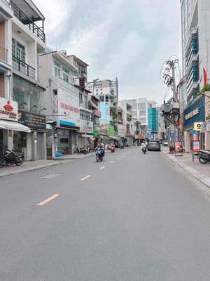 Giá thấp hơn thị trường chỉ 100TR/M Bình Thạnh cách Mặt Tiền vài bước