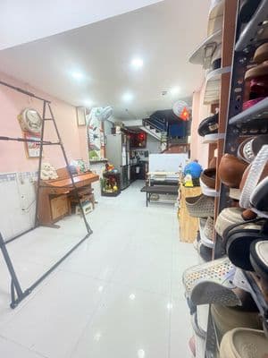 Nhà 3 tầng hẻm Lý Chính Thắng, P8, Q3 - XD 27m2 hơn 4ty