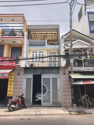 Nhà phố 3 lầu 5x20m ,Bà Điểm _ HCM
