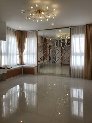 Bán căn 3 phòng ngủ có nội thất đầy đủ, nhà mới chưa ở