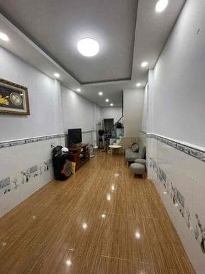 HHMG1%, Nhà bán chính chủ 737/91B Lạc Long Quân, 30m2, 3 tầng btct