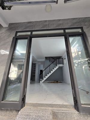 Nhà đẹp nguyễn văn linh 2 tầng gần sân bay
