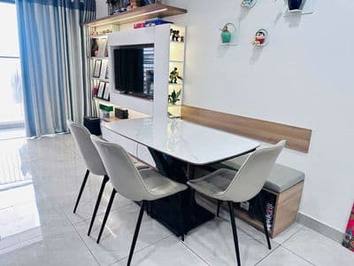 CẦN TIỀN BÁN GẤP 2 PHÒNG NGỦ LEGACY TẶNG FULL NỘI THẤT ĐẸP 1.97 TỶ