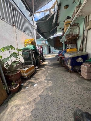 DƯỚI 3T - NHÀ 2 TẦNG NỞ HẬU KHU TÊN LỬA