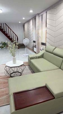 GẤP! NHÀ ĐẸP NGAY NGUYỄN XÍ, BÌNH THẠNH, HẺM XE HƠI, 71M2, SỔ RIÊNG