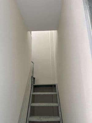 nhà nguyên căn hẻm Hương Lộ 2