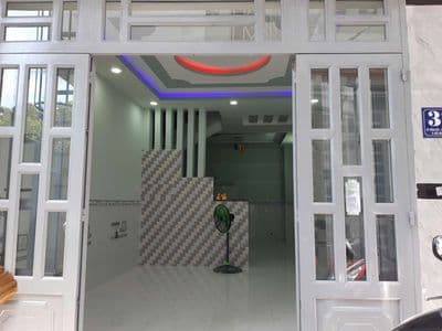 chính chủ bán nhà gần ngã ba mỹ hạnh, long an