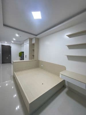 Bán nhà 7 tầng, 11 phòng đủ đồ Ngọc Lâm, Long Biên. không QH, sổ đỏ