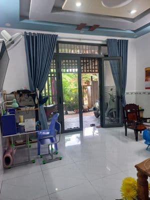 Bán nhà cấp 4 hẻm cách bụng Hồ Bún Xáng 50m