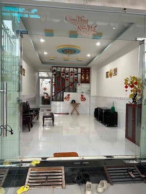 Nhà mặt tiền đường số 7