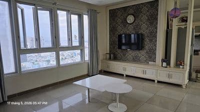 Cho thuê căn hộ 160m2, 3pn, 4wc, nội thất.