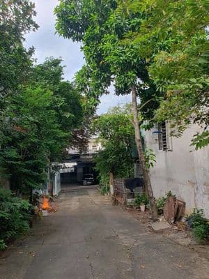 Mặt bằng điện tích lớn,mặt tiền, giá rẻ