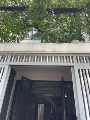 nhà hẻm xe hơi thông . đường số 8 p11gv , 4x18 trệt 3lầu 4pn
