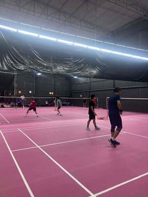 CHO THUÊ KHO XƯỞNG 1000m2 TẠI LÊ VĂN THỊNH HIỆN ĐANG KD CẦU LÔNG
