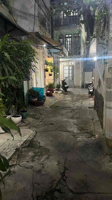 NHÀ MỚI ĐẸP FULL NỘI THẤT DTSD 40 m² - P12 BÌNH THẠNH - GIá 2,53 tỷ.