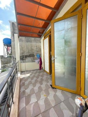 Nhà 30m2 công nhận, 2 tầng đường Nguyễn Thái Sơn chỉ 2 tỷ nhỏ