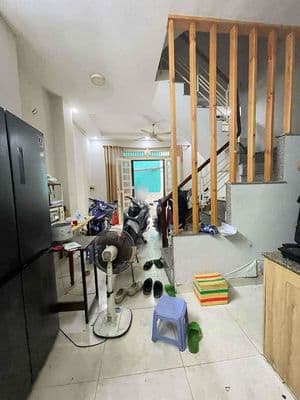 Nhà 4 tầng BTCT, gần MT đường Ba Tháng Hai 34m2 công nhận
