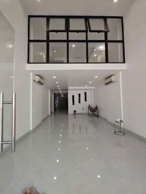 Cho thuê nhà mặt tiền tô ngọc vân p.tam phú củ.thủ đức. dt : 5 x 18m