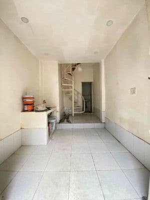 Nhà 3 tầng hoàn công đủ - chỉ 1t900 - không dính quy hoạch , tl